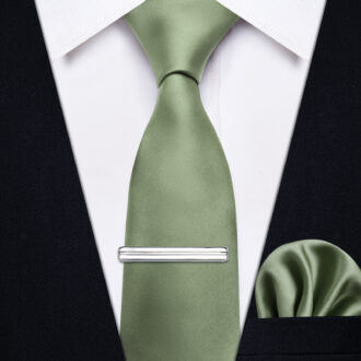 Oliva Verde Solid Skinny Tie